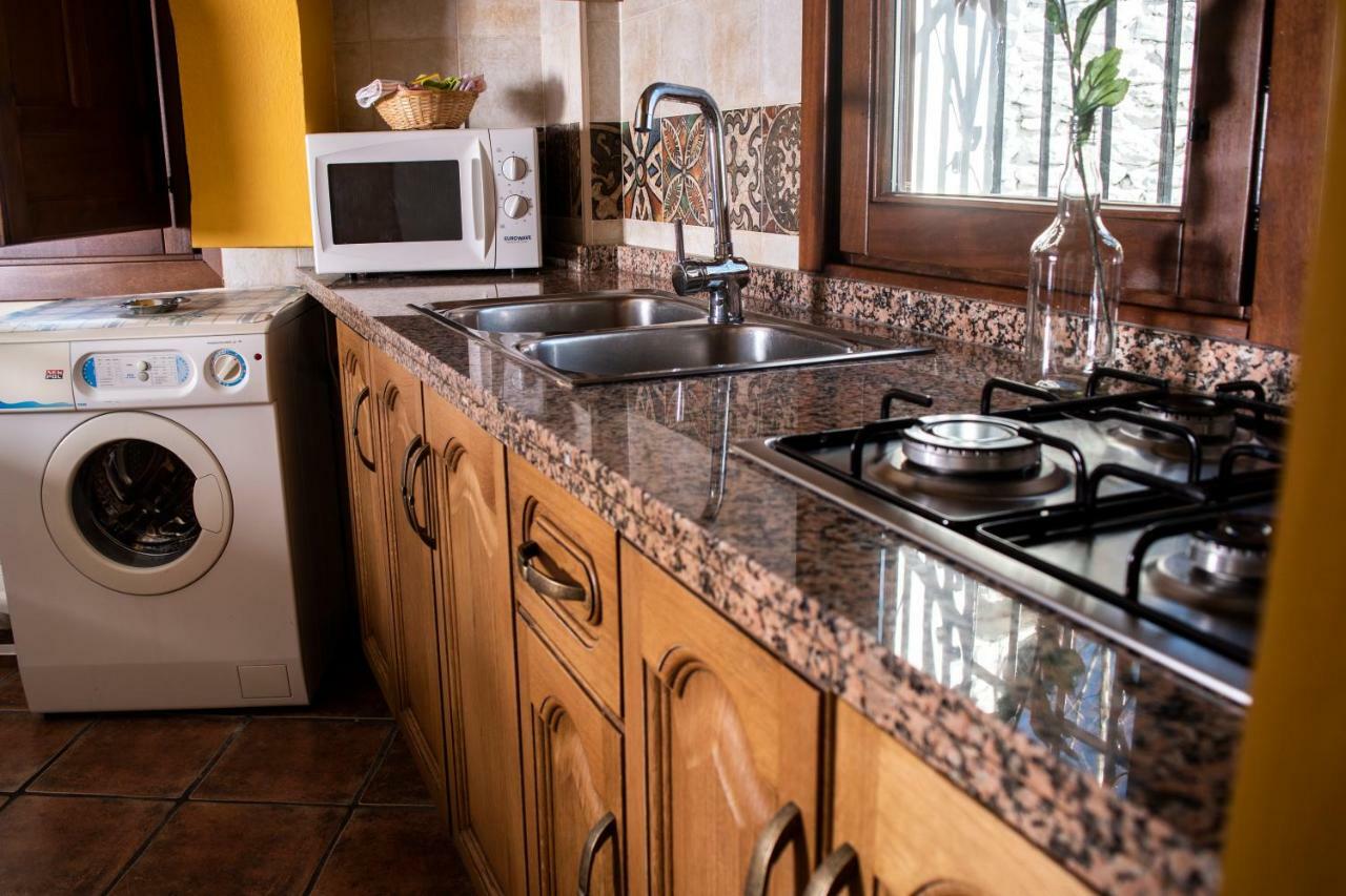 Apartamentos Vista Veleta Capileira Luaran gambar