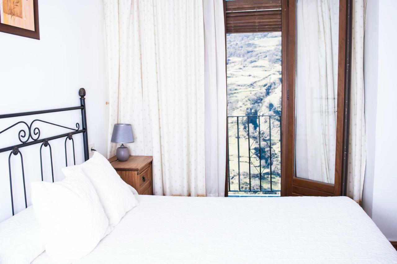 Apartamentos Vista Veleta Capileira Luaran gambar